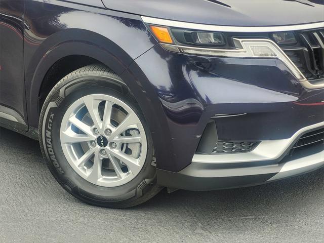used 2023 Kia Carnival car, priced at $33,842