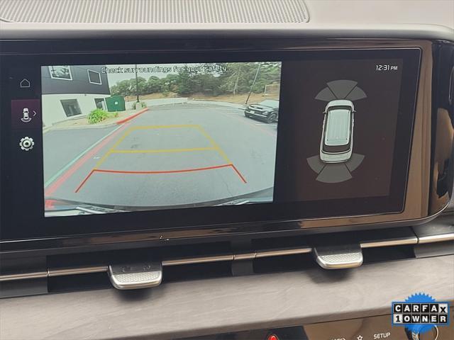 used 2024 Kia Carnival car, priced at $36,891