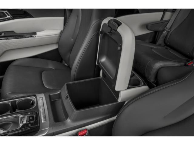 used 2024 Kia Carnival car, priced at $37,995