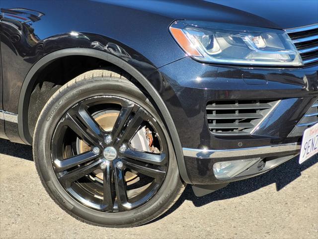 used 2017 Volkswagen Touareg car, priced at $19,642