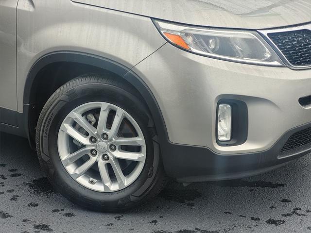 used 2015 Kia Sorento car, priced at $10,285
