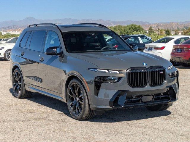 new 2026 BMW X7 car, priced at $125,275