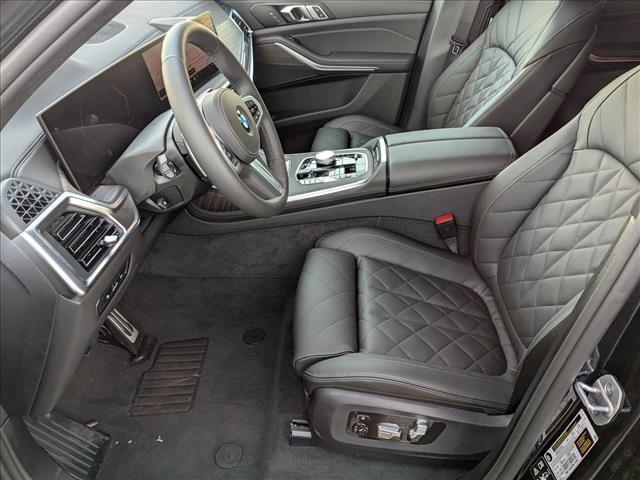 new 2026 BMW X7 car, priced at $94,675