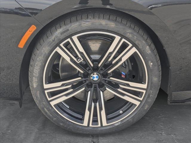 new 2025 BMW i7 car, priced at $131,025