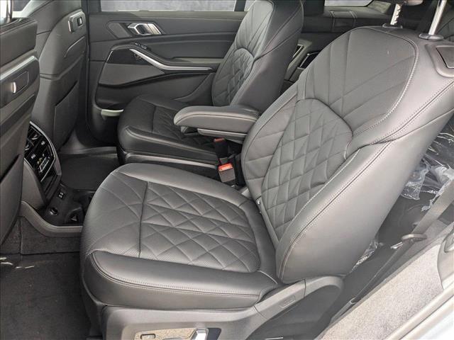 new 2025 BMW X7 car, priced at $95,835