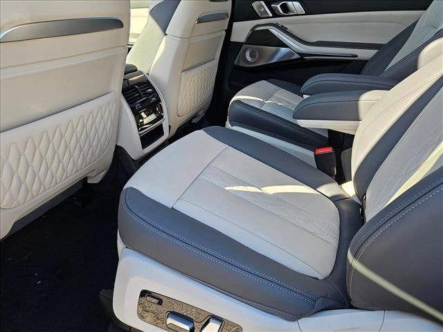 new 2026 BMW X7 car, priced at $131,740