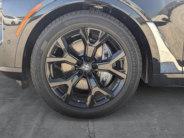 new 2025 BMW X7 car, priced at $88,785