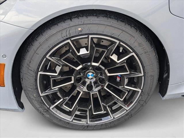 new 2025 BMW M5 car, priced at $129,925