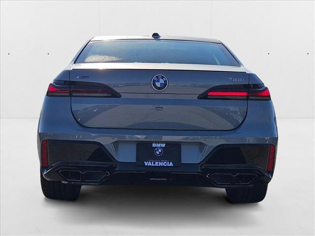 new 2025 BMW 760 car, priced at $130,690