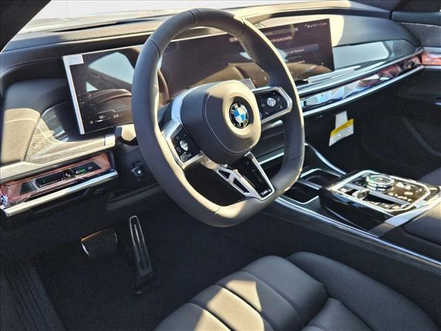 new 2025 BMW 760 car, priced at $130,690