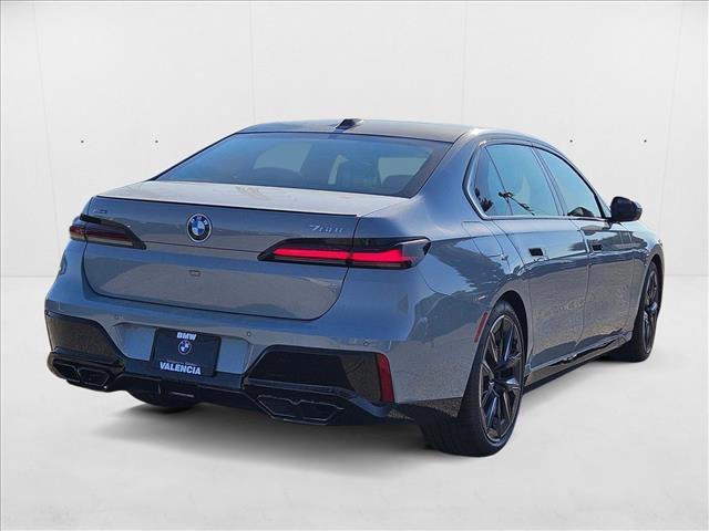 new 2025 BMW 760 car, priced at $130,690