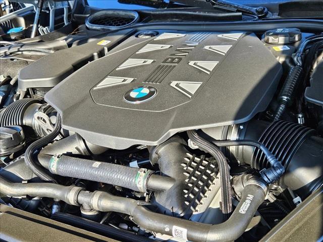 new 2025 BMW 760 car, priced at $130,690