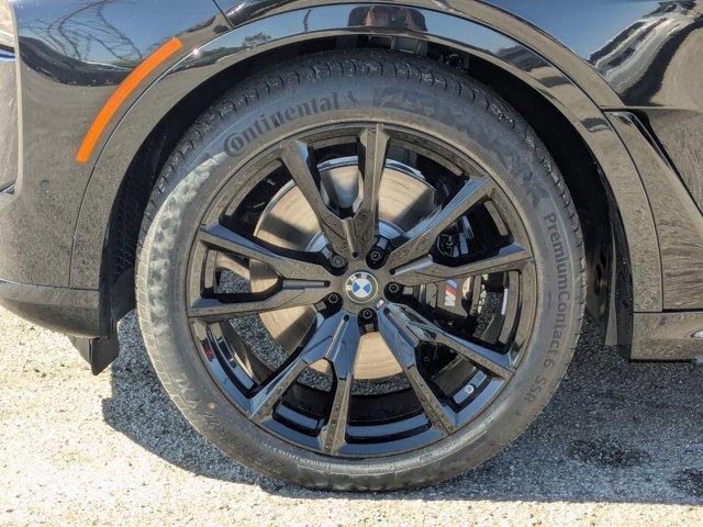 new 2026 BMW X7 car, priced at $119,290