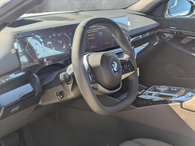 new 2025 BMW 540 car, priced at $69,325