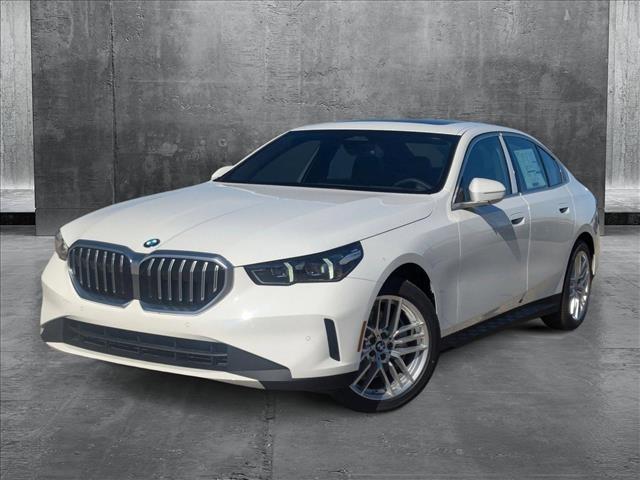 new 2025 BMW 540 car, priced at $69,325