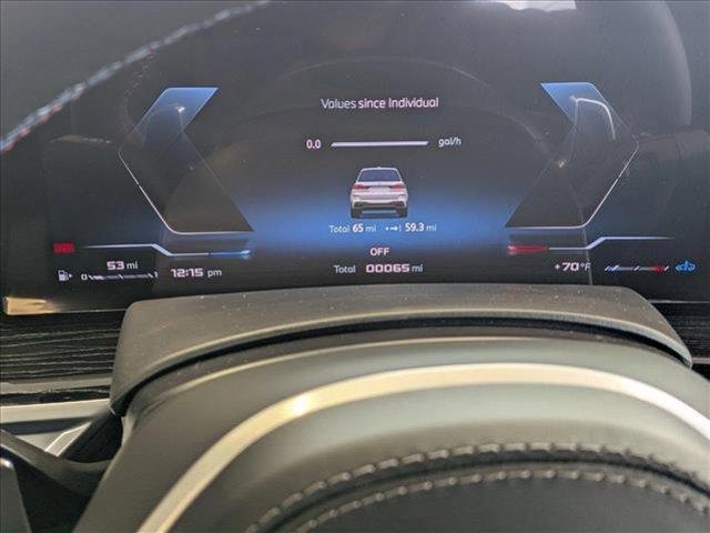 new 2025 BMW X7 car, priced at $115,070