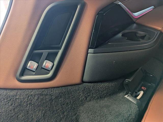 new 2025 BMW X7 car, priced at $115,070
