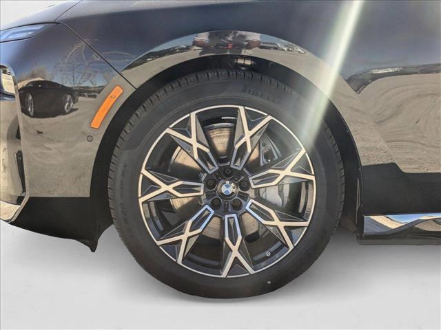 new 2025 BMW i7 car, priced at $111,325