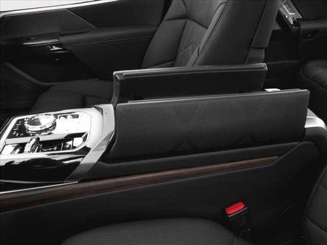 new 2025 BMW 760 car, priced at $142,500