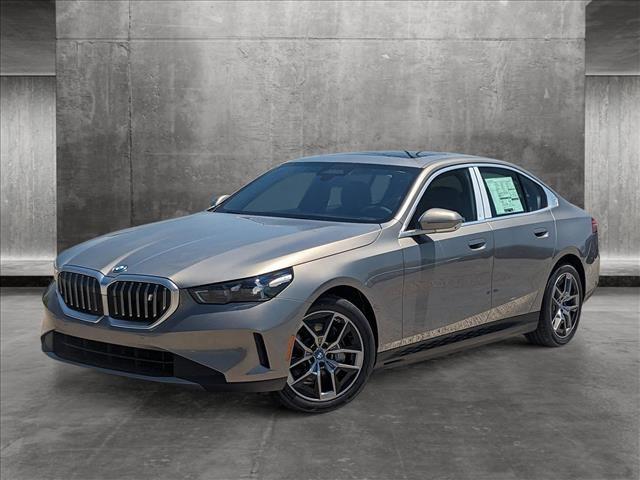 new 2024 BMW 540 car, priced at $67,295