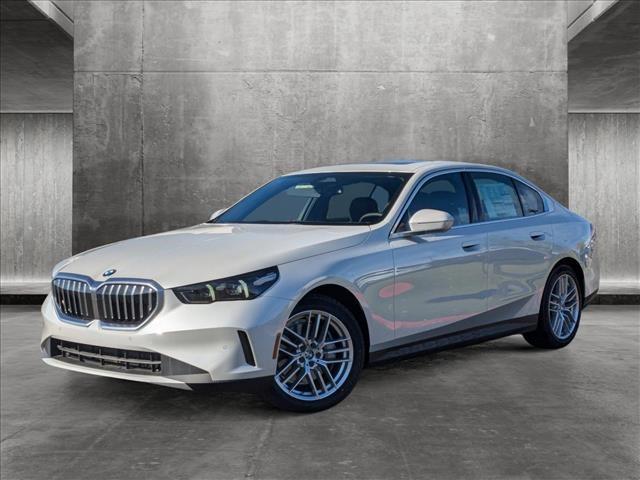 new 2024 BMW 540 car, priced at $67,295