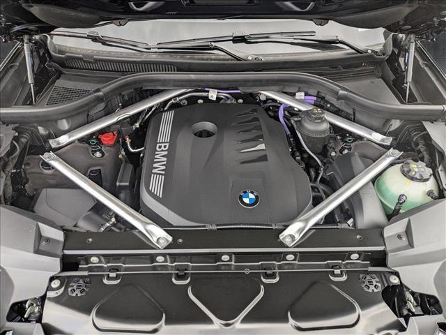 new 2025 BMW X7 car, priced at $95,185