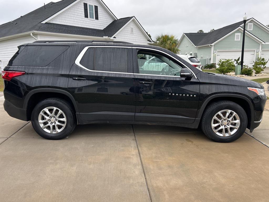 used 2019 Chevrolet Traverse car, priced at $13,997