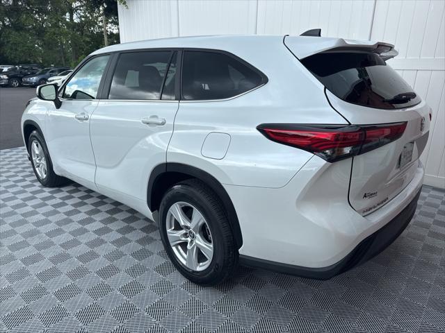 used 2023 Toyota Highlander car, priced at $28,950