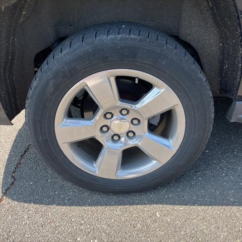 used 2019 Chevrolet Suburban car, priced at $27,500
