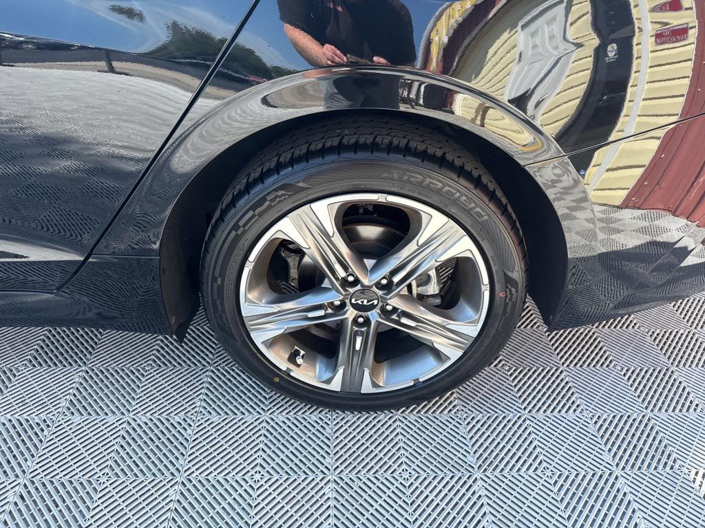 used 2024 Kia K5 car, priced at $26,969