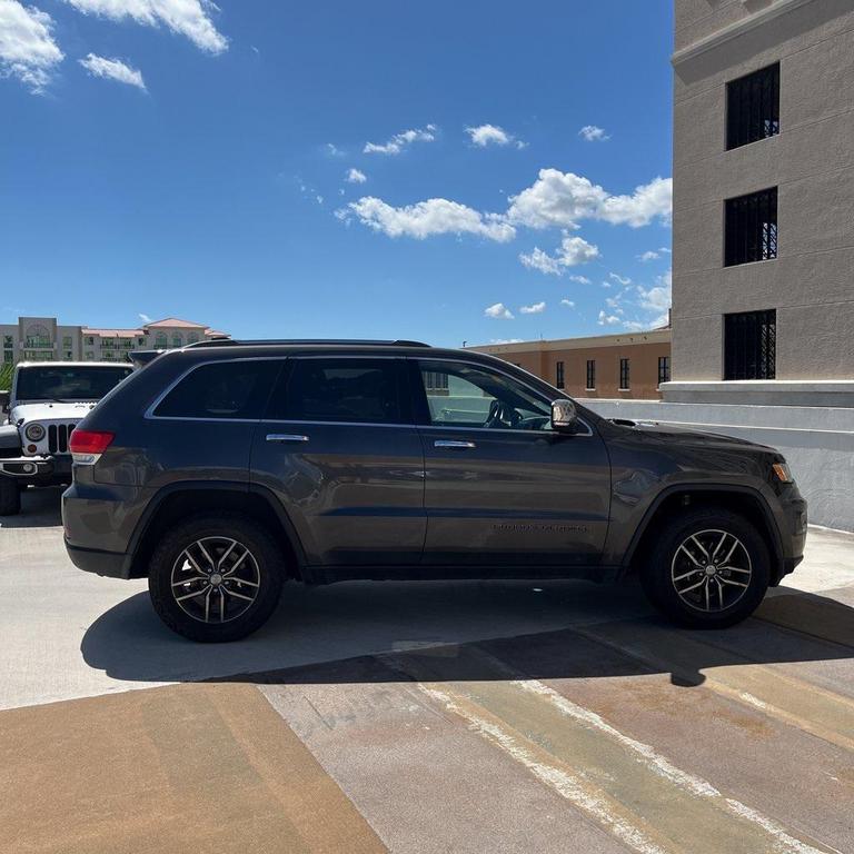used 2018 Jeep Grand Cherokee car, priced at $18,500