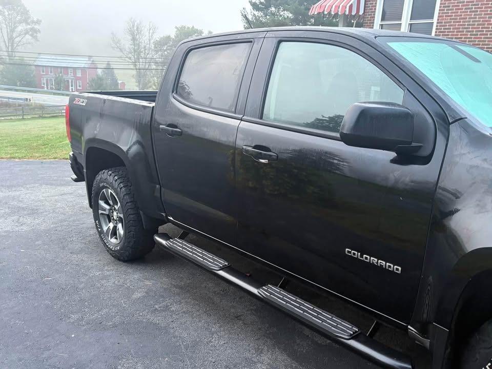 used 2015 Chevrolet Colorado car, priced at $22,500