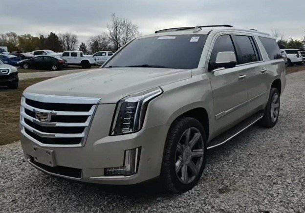 used 2017 Cadillac Escalade ESV car, priced at $25,995