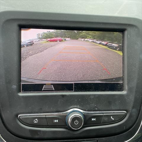 used 2022 Chevrolet Equinox car, priced at $21,500