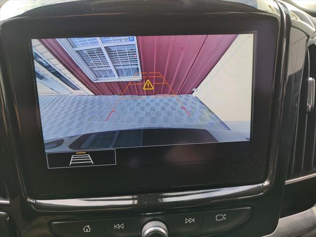 used 2021 Chevrolet Traverse car, priced at $22,000