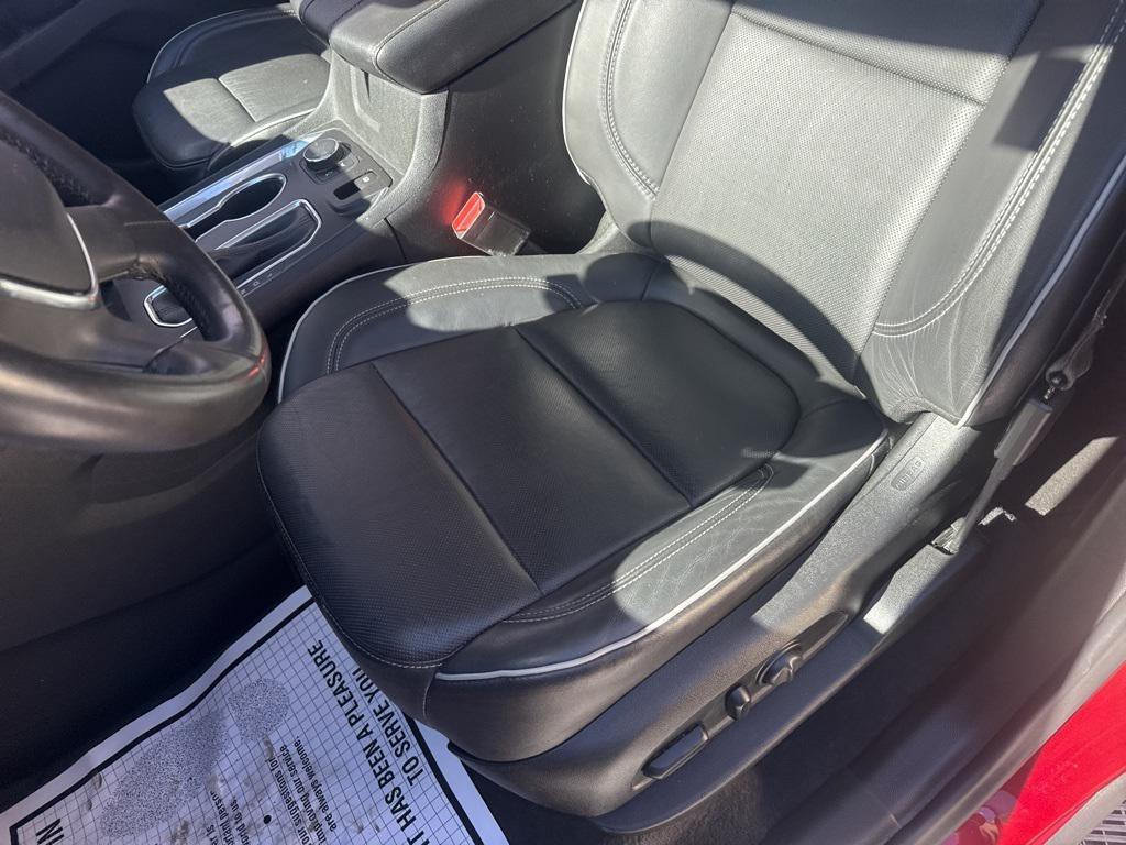 used 2020 Chevrolet Traverse car, priced at $24,995