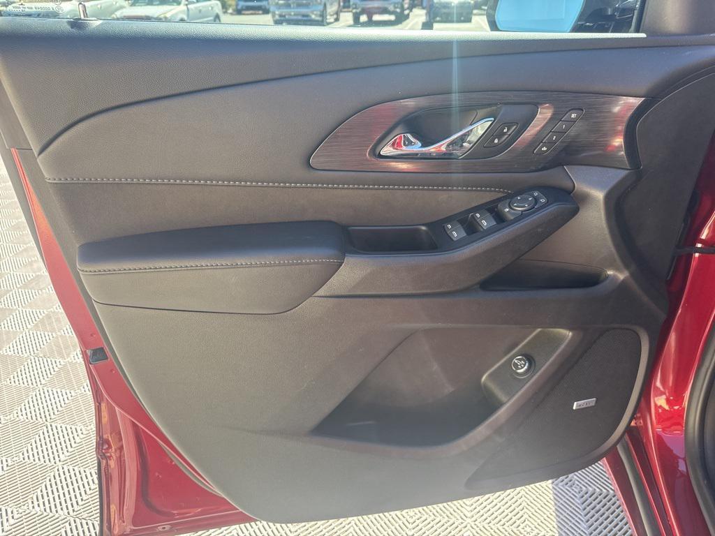 used 2020 Chevrolet Traverse car, priced at $24,995