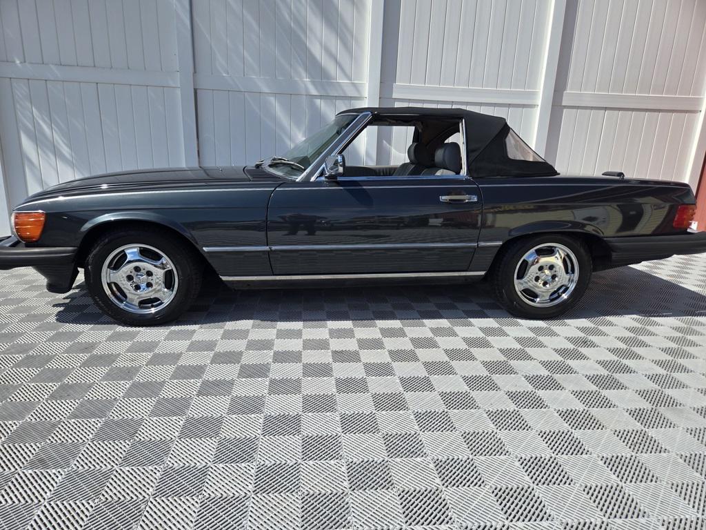 used 1987 Mercedes-Benz S-Class car, priced at $15,600