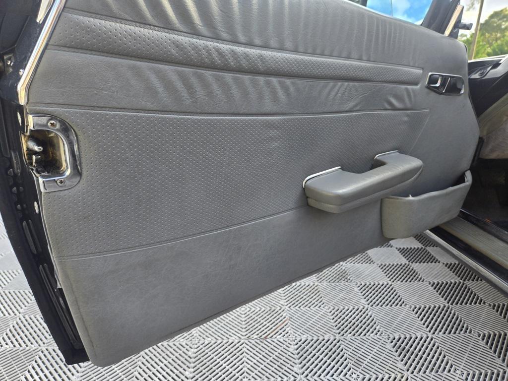 used 1987 Mercedes-Benz S-Class car, priced at $15,600