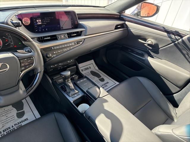 used 2020 Lexus ES 350 car, priced at $32,676