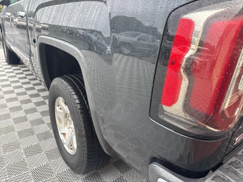 used 2018 GMC Sierra 1500 car, priced at $27,500