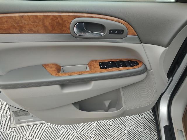 used 2012 Buick Enclave car, priced at $10,000