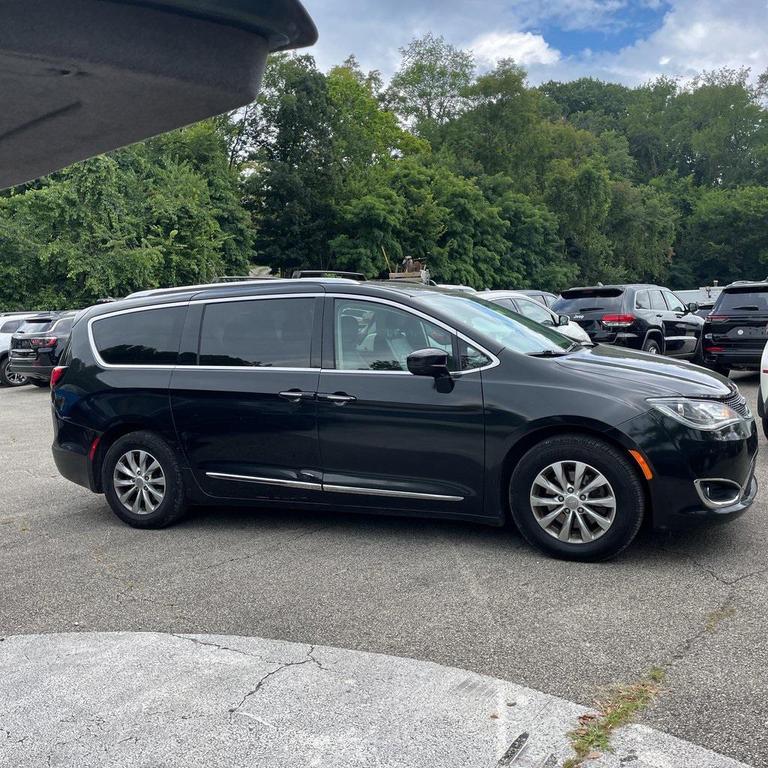 used 2019 Chrysler Pacifica car, priced at $14,500