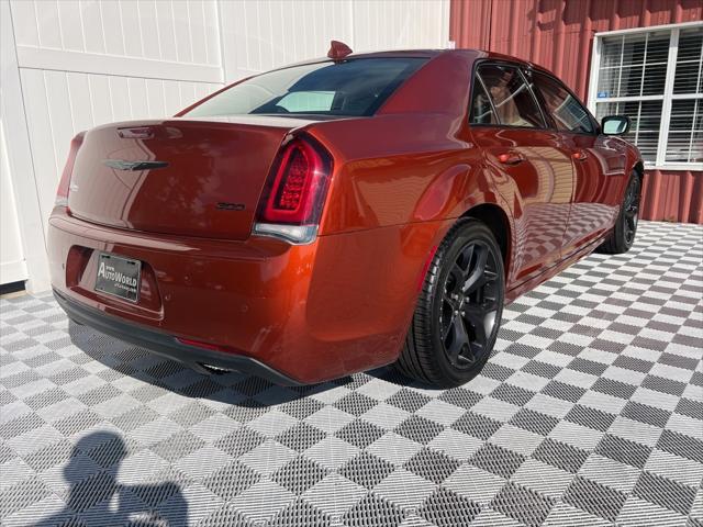 used 2021 Chrysler 300 car, priced at $25,500