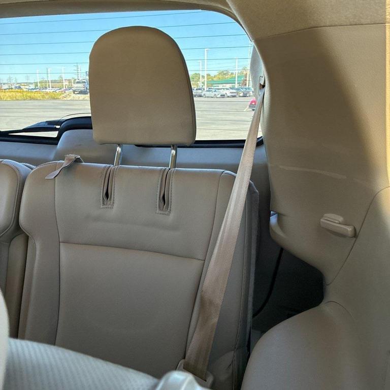 used 2013 Toyota Highlander car, priced at $16,500