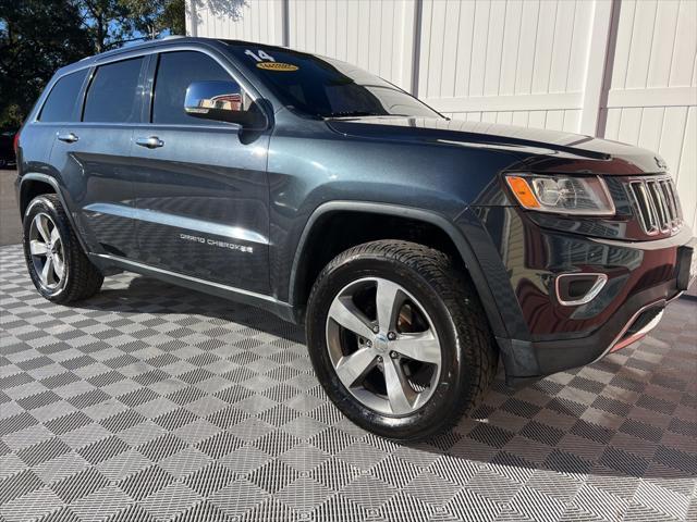 used 2014 Jeep Grand Cherokee car, priced at $13,500