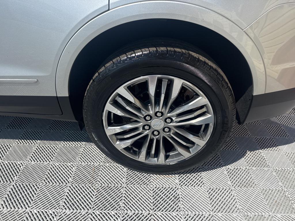 used 2018 Cadillac XT5 car, priced at $18,995