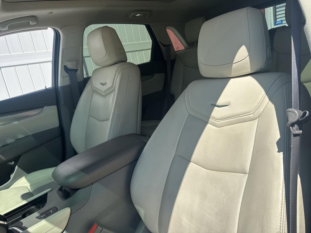used 2018 Cadillac XT5 car, priced at $18,995
