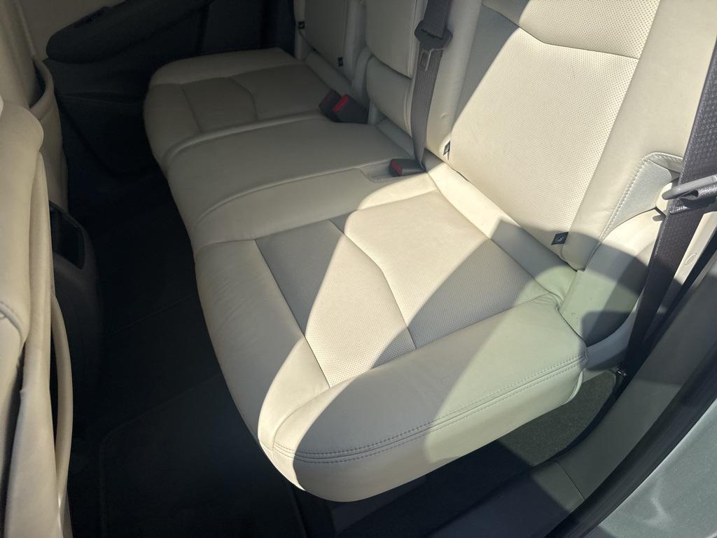 used 2018 Cadillac XT5 car, priced at $18,995