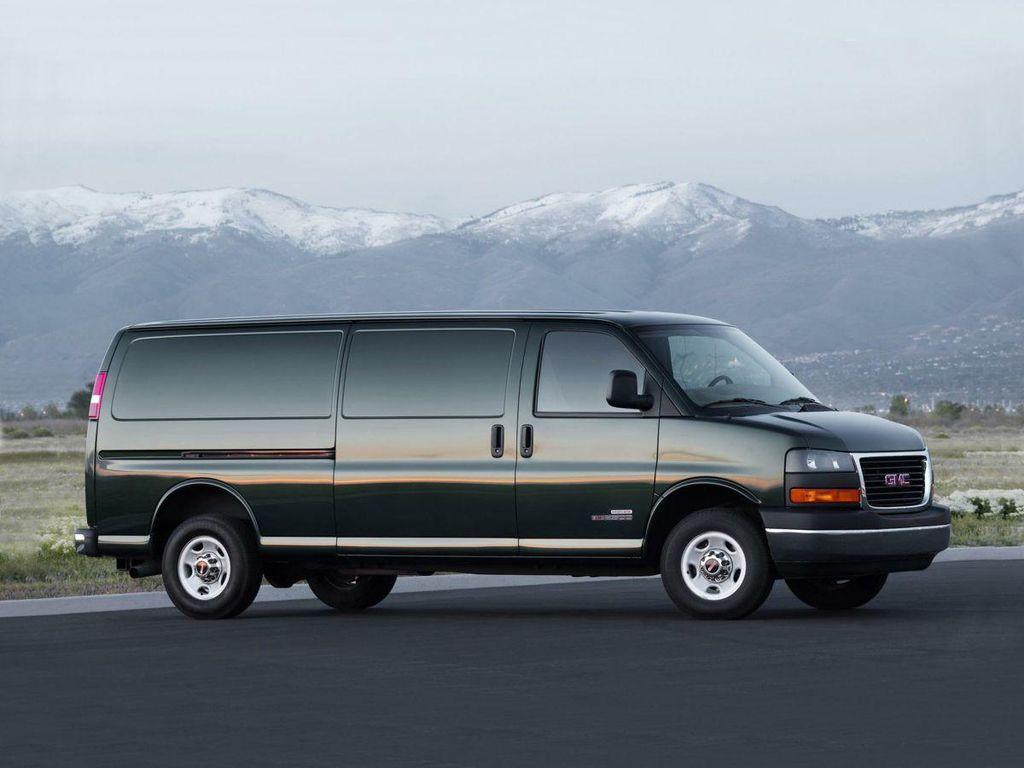 used 2008 GMC Savana 3500 car, priced at $14,995